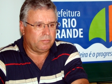 Vice prefeito Adinelson Troca