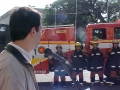 Prefeito Janir Branco fazendo a entrega do caminh�o ao Corpo de Bombeiros do Rio Grande