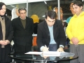 Prefeito Janir Branco assinando o conv�nio com a AMPERG