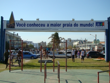 Cassino foi inaugurado oficialmente com o nome de Vila Siqueira