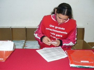 Kits do Santander esto sendo entregues na Prefeitura