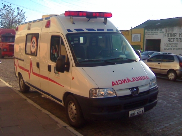 Al�m do SAMU, popula��o ganha mais uma forma de solicitar atendimentos de urg�ncia atrav�s da Central de Atendimento de Urg�ncias