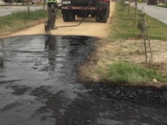 Ciclovia que liga o Cassino ao Bolaxa est recebendo pavimentao asfltica
