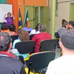 Coordenadora da escola, Cristiane, abriu a aula inaugural